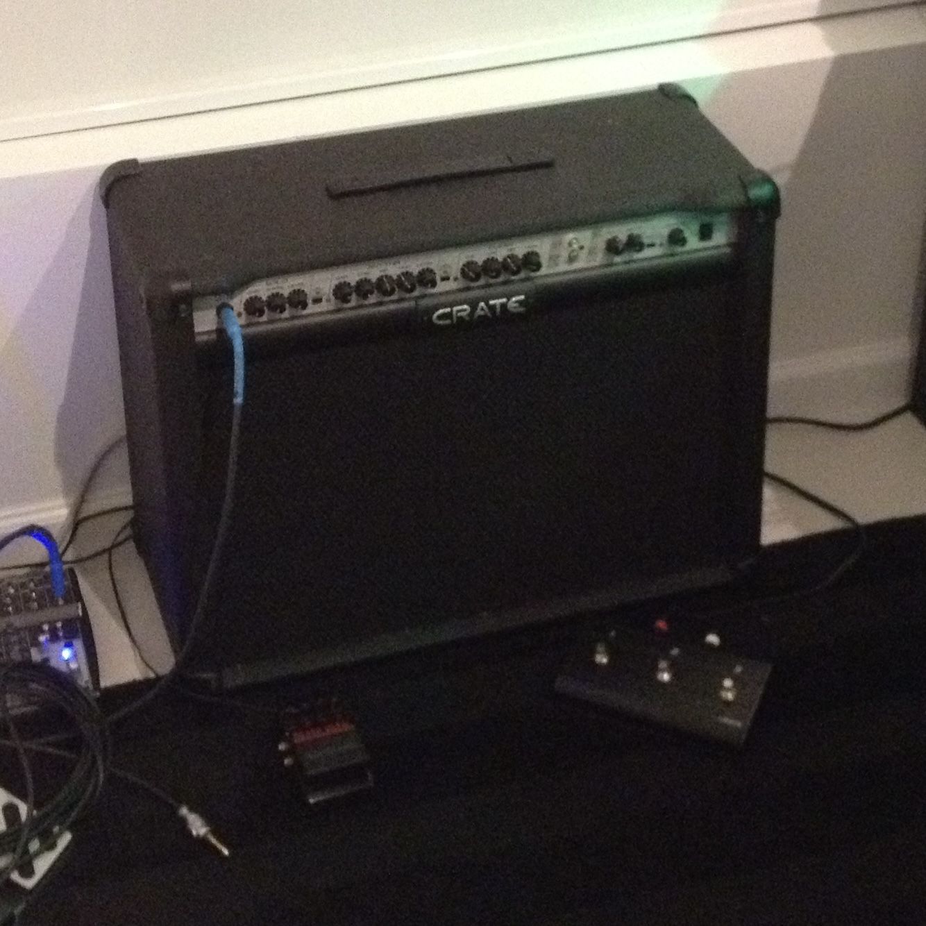 CRATE GTX212 120 W Watts 2x12 Guitar Amp w/ Digital Effects (3 Channel)- TESTED