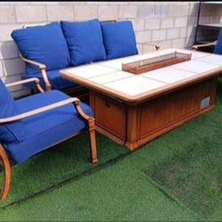 Patio Furniture Good Condition 
