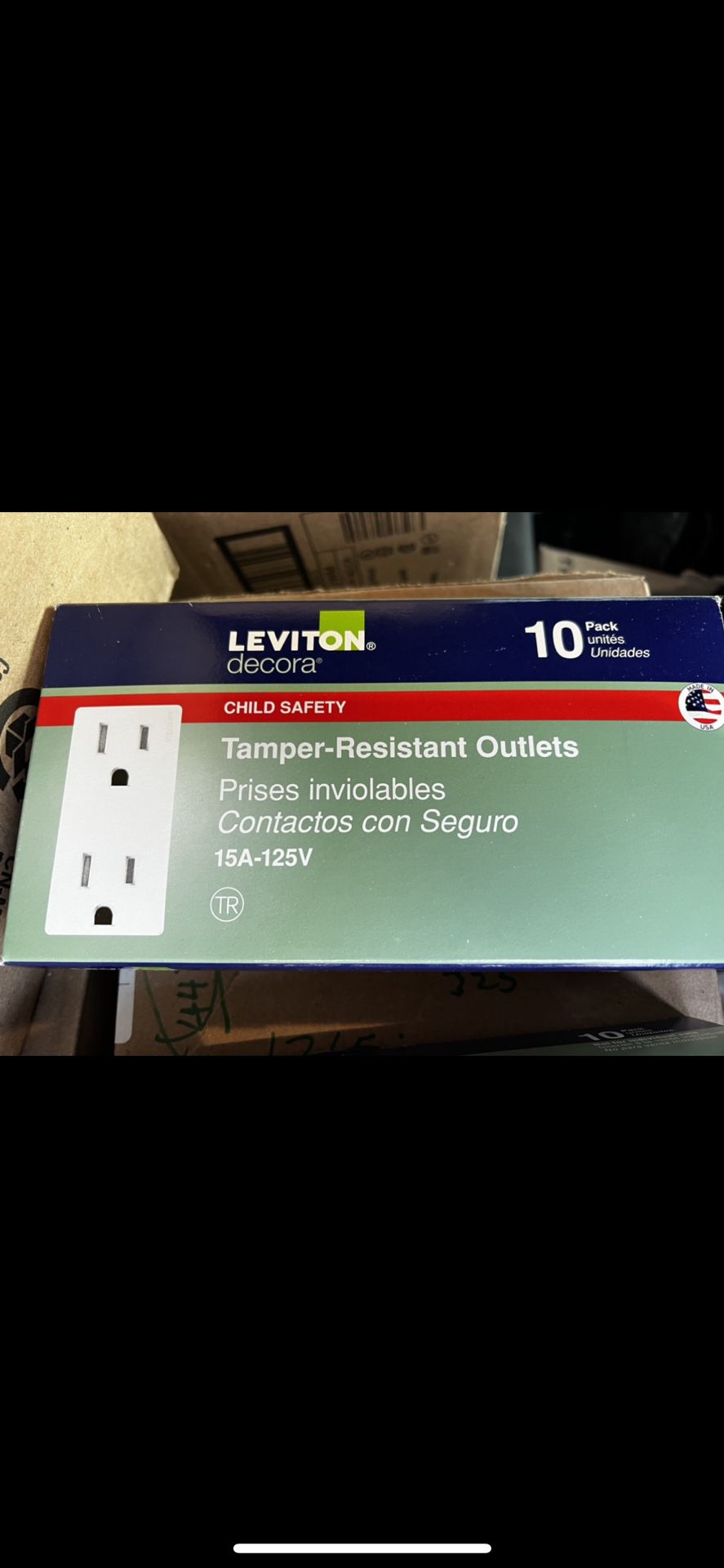 Leviton Decora 15 Amp Tamper Resistant
