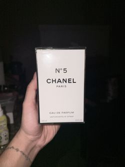 N5 Chanel Paris