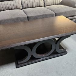 Graceful Cappuccino Coffee Table 