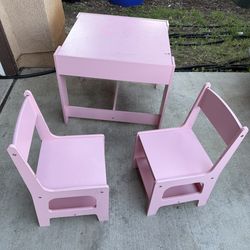 Free kids table and chairs