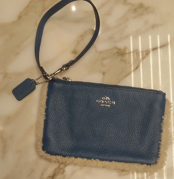 COACH WRISTLET, Wallet, Carry All