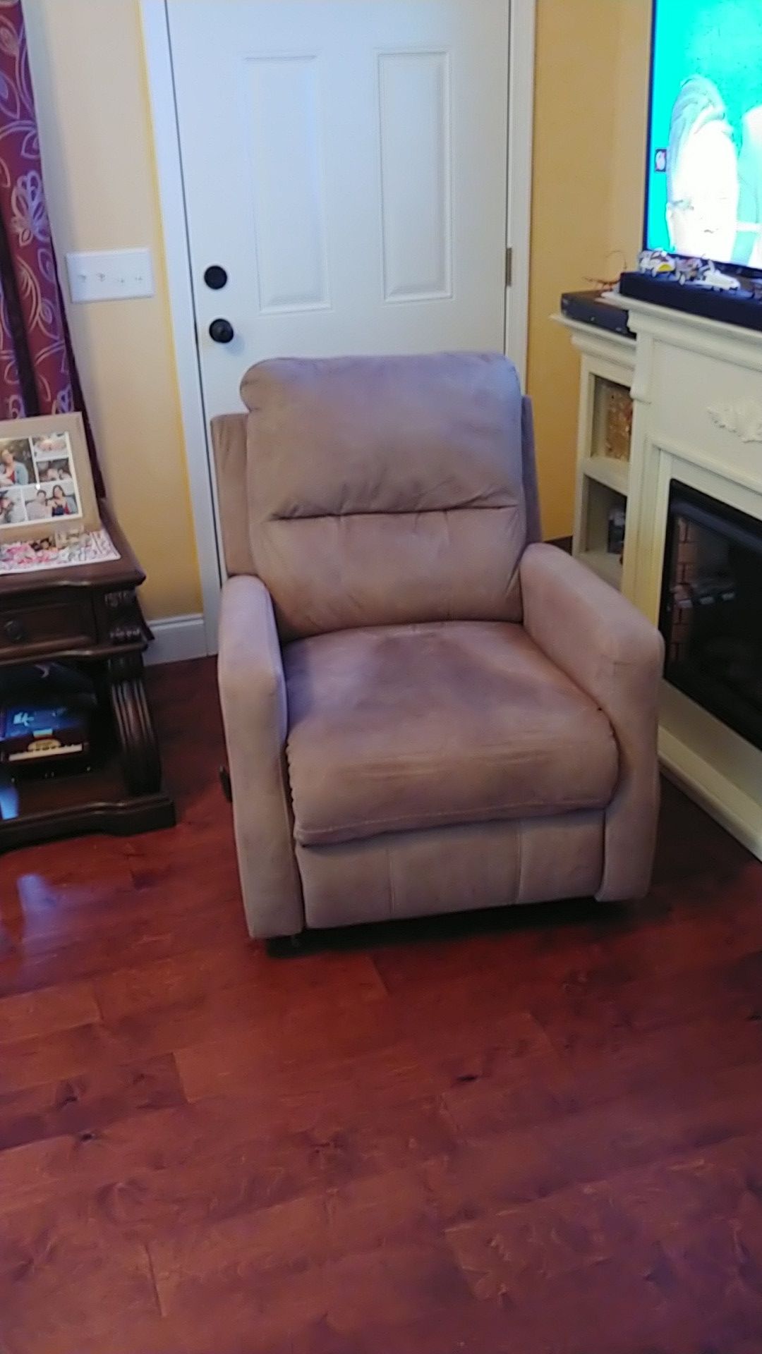 Lane rocker recliner