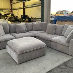6 PIECE FABRIC MODULAR SECTIONAL WITH OTTOMAN 