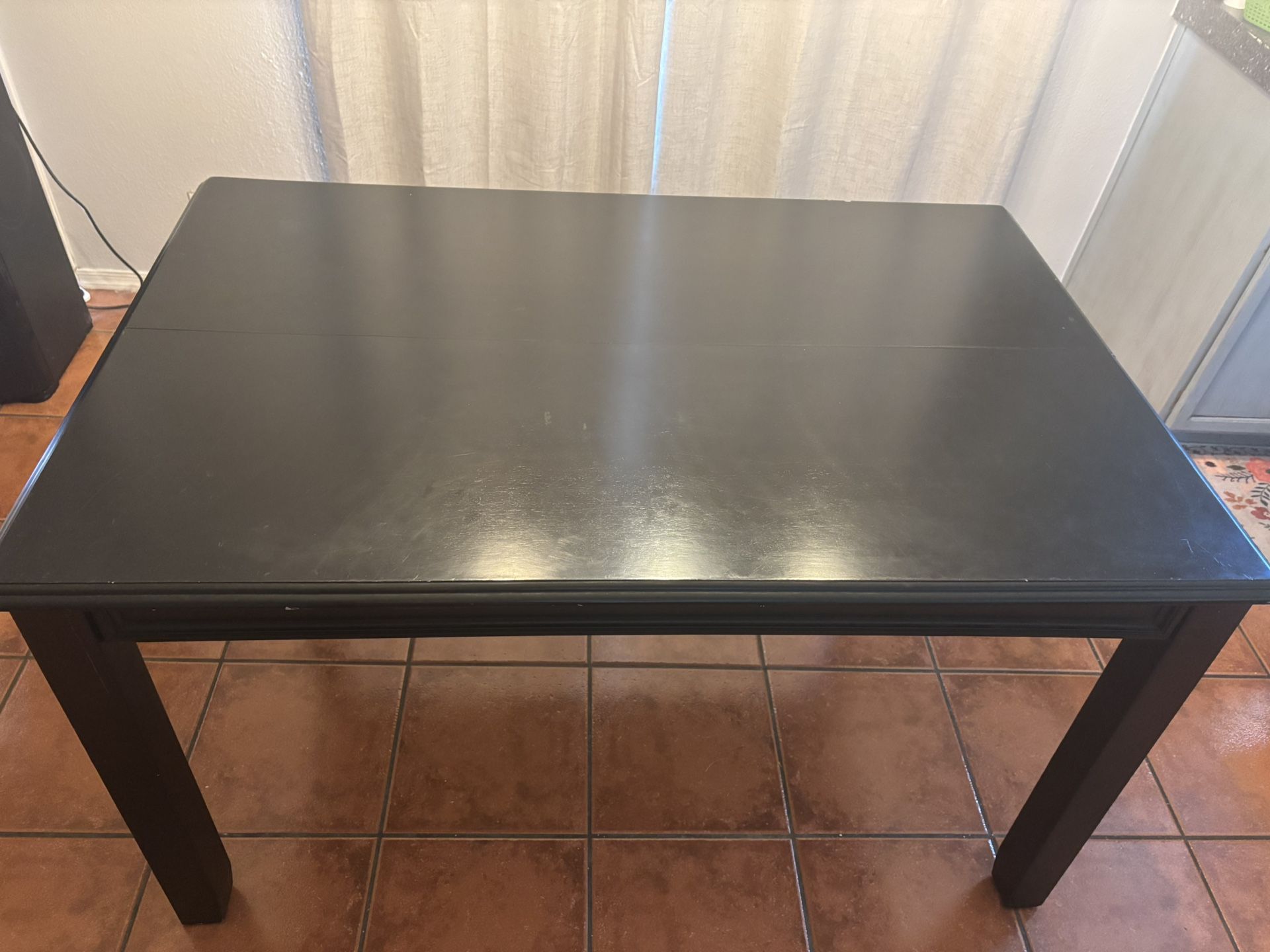 Dining Table with Built In Leaf/Extender