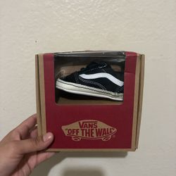 Infant Vans 