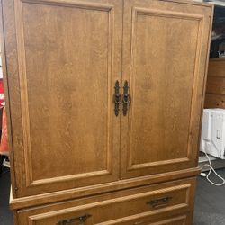 Ropero. Con Cajones Antiguo $80