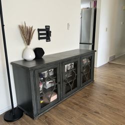 Media Center/TV Stand/Accent console 