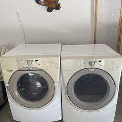 Washer And Gas Dryer 