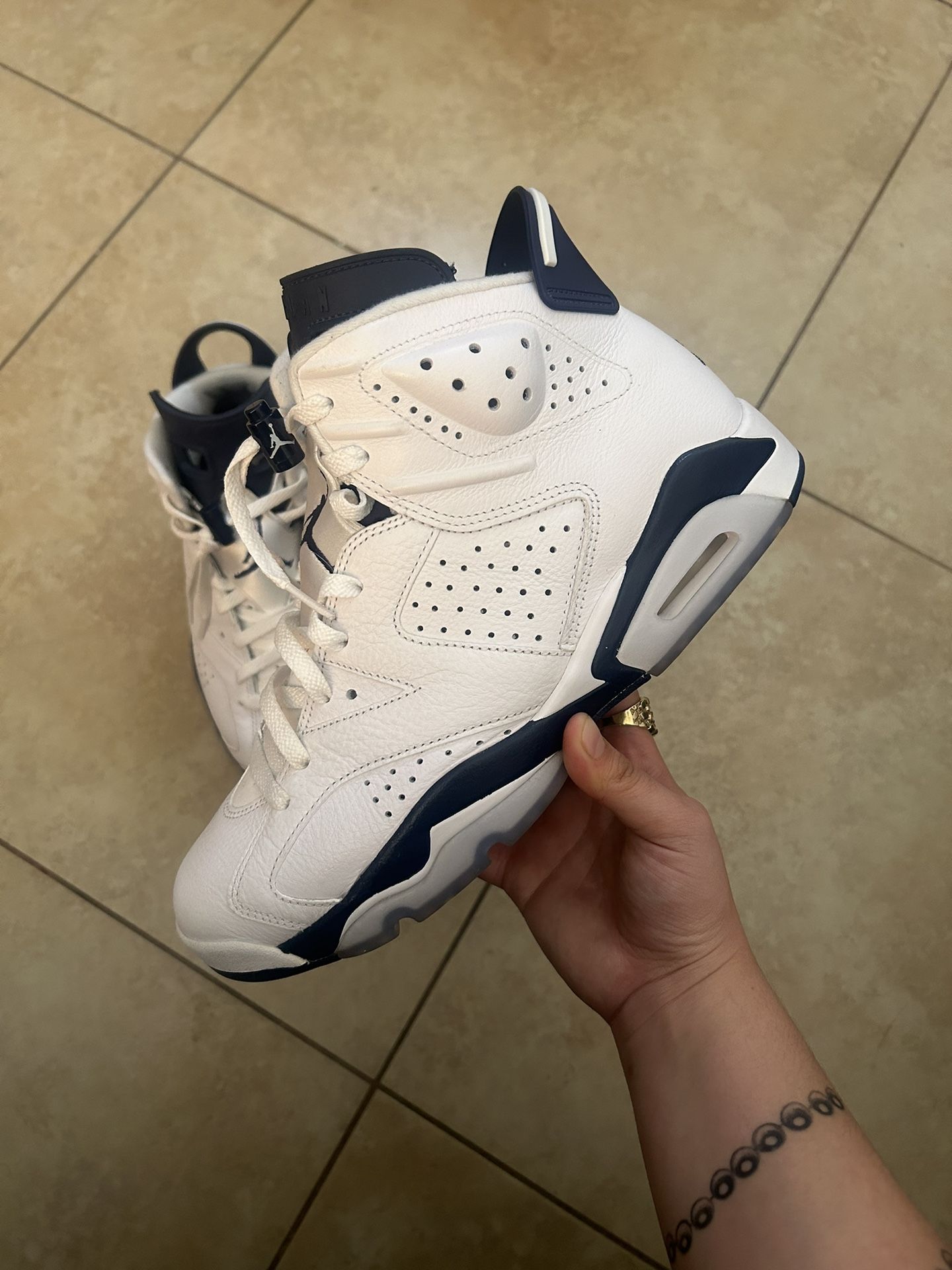 Jordan 6 Retro Midnight Navy Blue