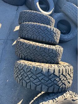 275-70r18 Goodyear tires en excelentes conditiones de Vida las 4