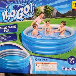 XXL 3 ring inflatable pool-- New in box