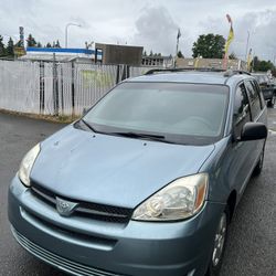 2005 Toyota Sienna