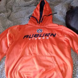 Jackets And Sweat Shirts