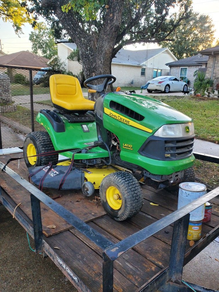 42 Jhon Deer Riding Mower