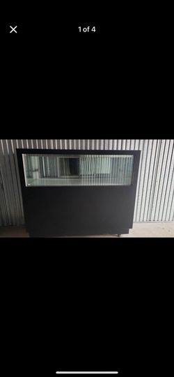 Commercial dessert counter