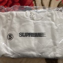 Supreme Small Motion Logo Hooded Sweatshirt SS23