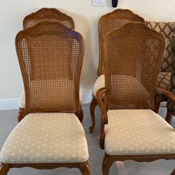 4 Wooden Chairs
