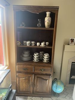 Thomasville China cabinet