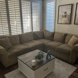 Sectional Couch 