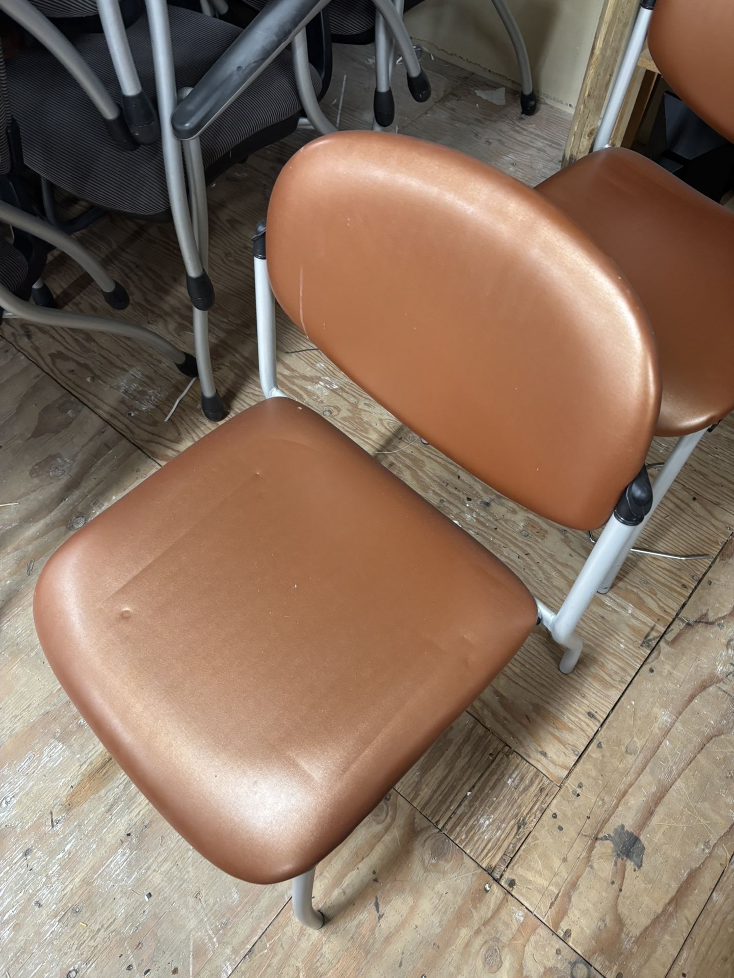 2 Chairs