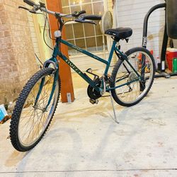 GREEN MOUNTAIN BICYCLE, GREAT CONDITION