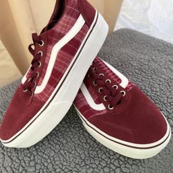 Vans Womens Size 9.5