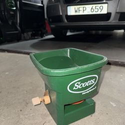 Scott’s Hand Seed Spreader