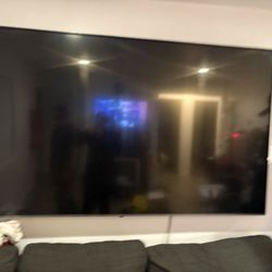LG 86inch SmartTv ( Wall mount Incl)