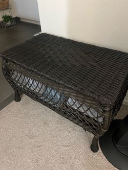 Storage box