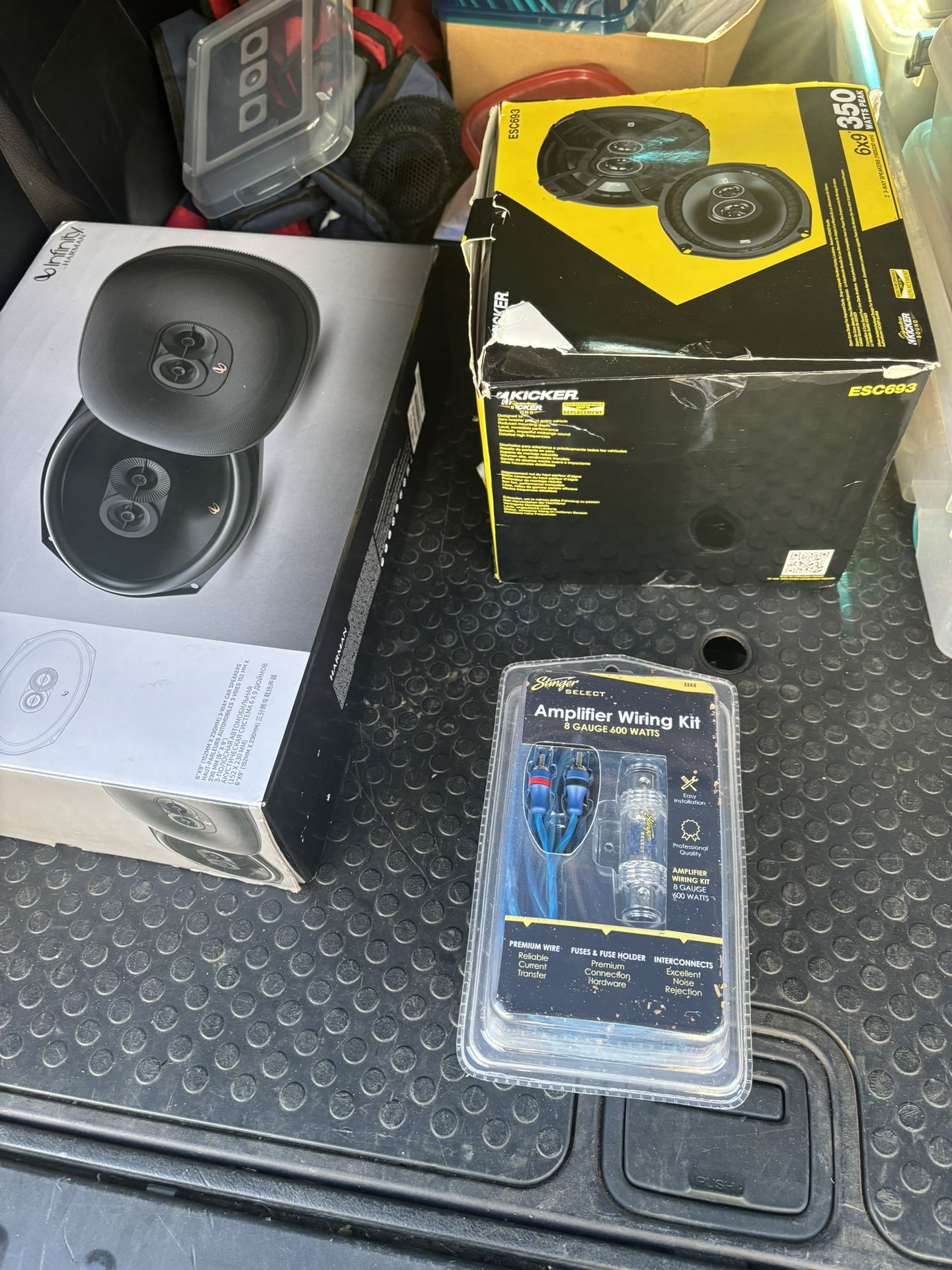 Brand new 6x9s And Amplifier Kit 