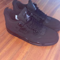 Jordan 4 Black Cats Size 11