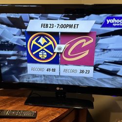 LG 32" Class Full HD 1080p LCD TV