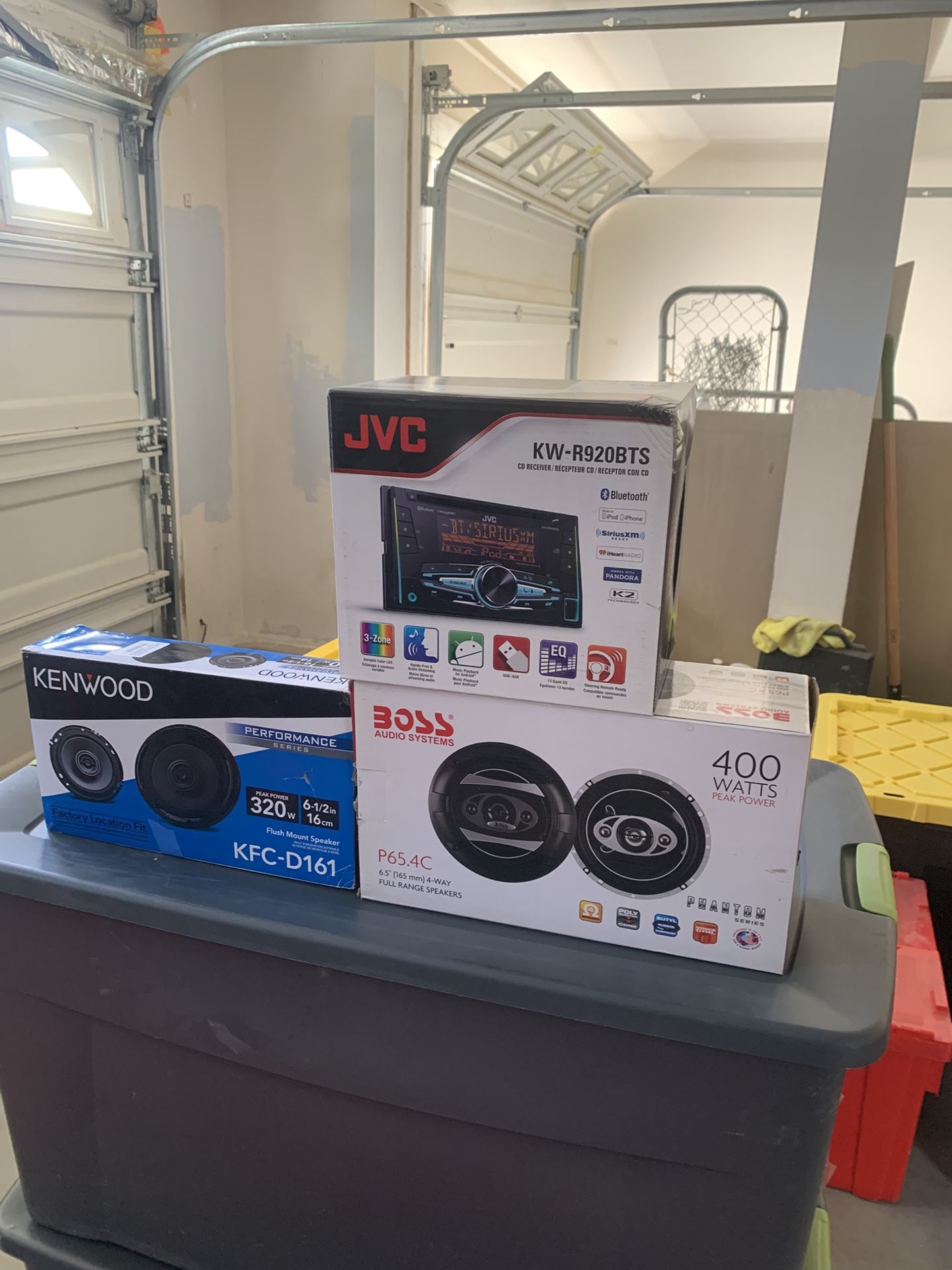 JVC Stereo Plus 4 Speakers