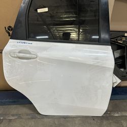 2017 Nissan Versa RT Rear Door