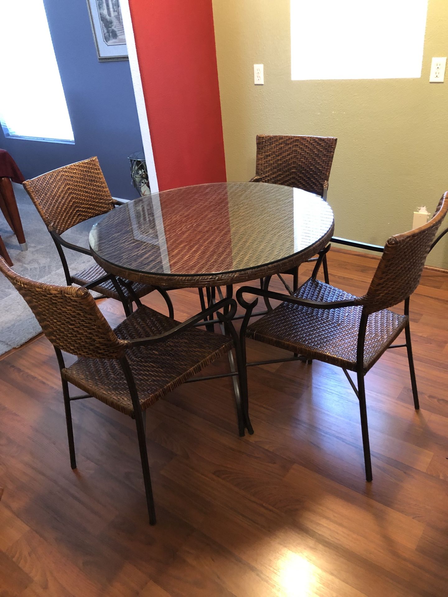 Beautiful Bistro Table With Glass Top & 4 chairs