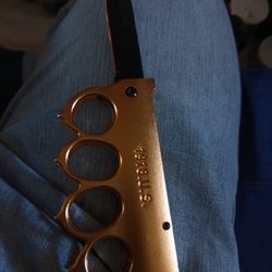 Knuckle Foldable Knife 