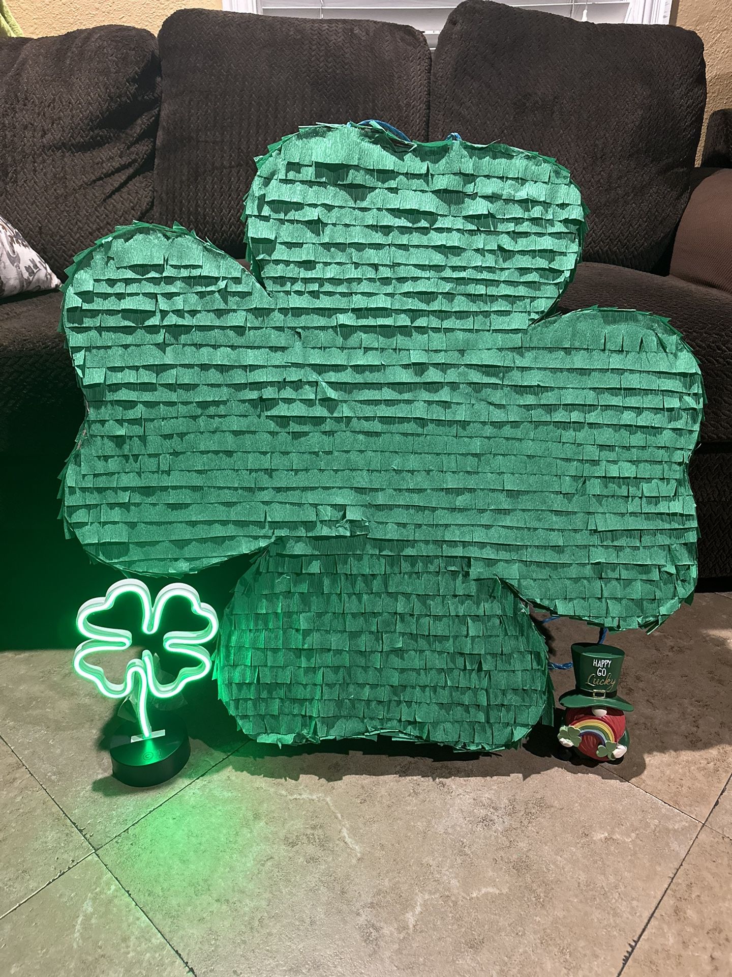 4 Leaf Clover Piñata