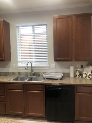 New And Used Kitchen Cabinets For Sale In Maple Valley Wa Offerup