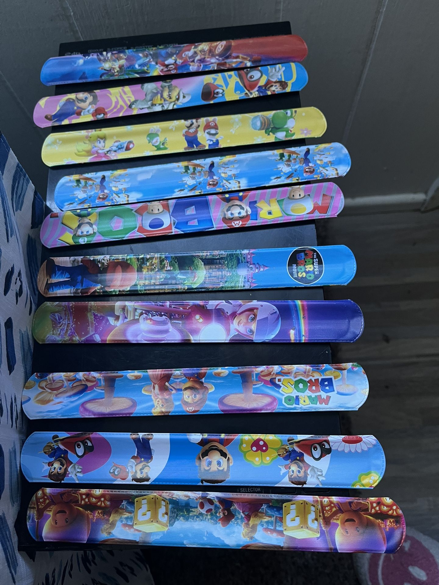 10 slap bracelets mario bros