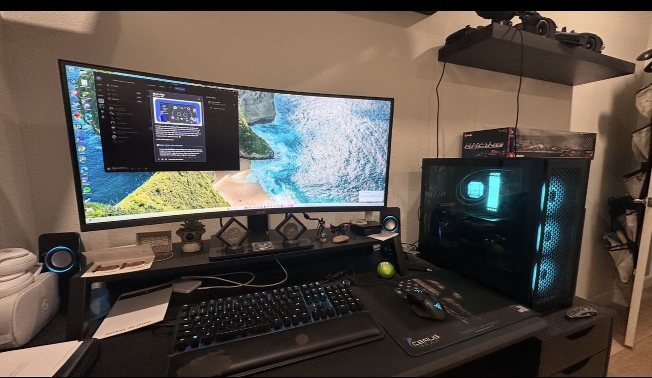 Gaming pc  / Monitor 