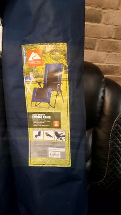 Zero Gravity Lounge Chair