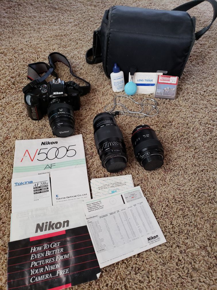 Nikon N5005 camera set with 3 lenses