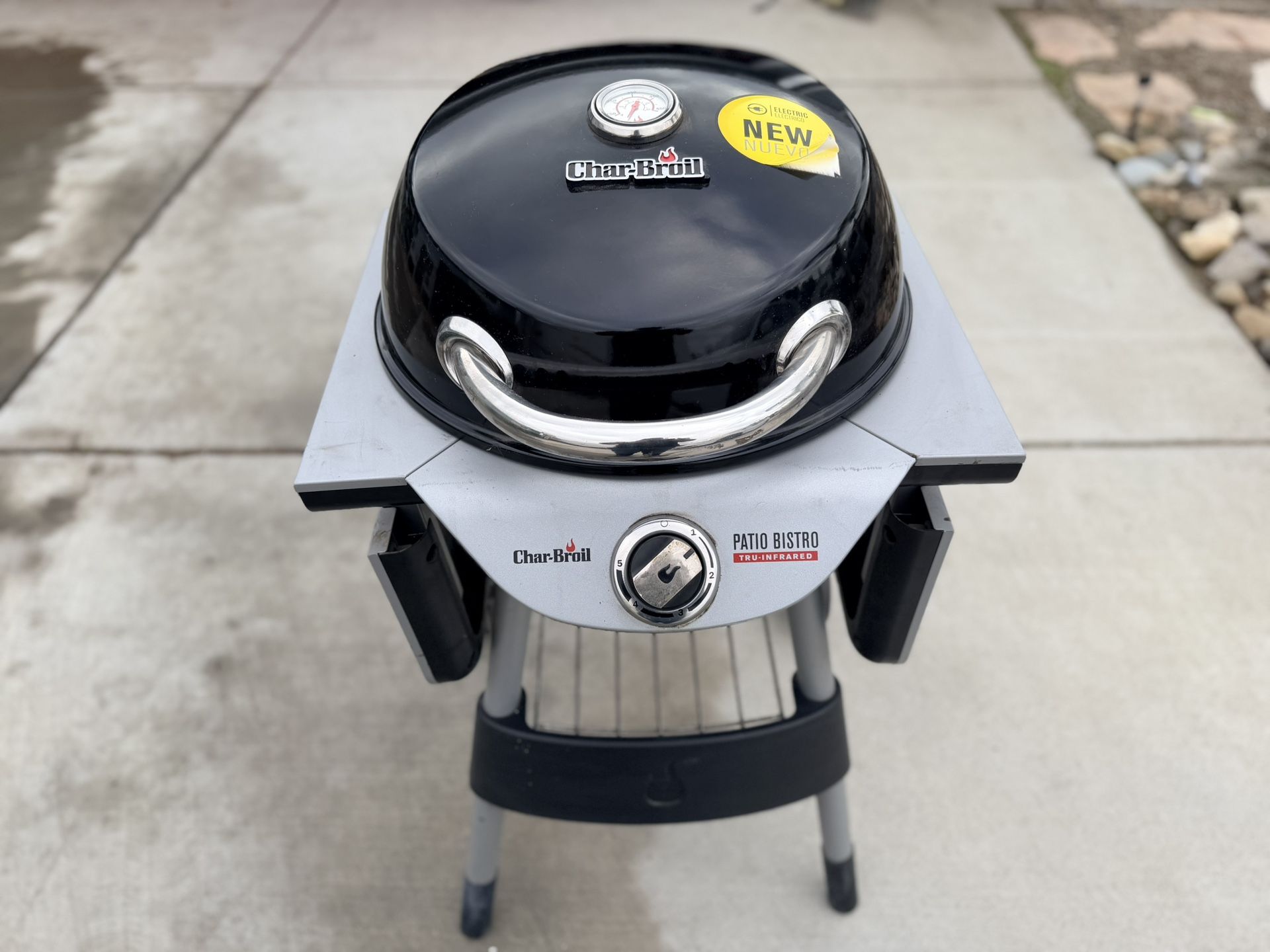Electric Char-Broil Bbq