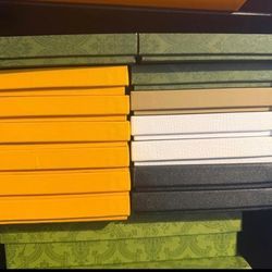 DESIGNER WOMEN SCARFS (READ THE DESCRIPTION 