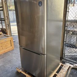 Midea Refrigerator - Upright Lower Drawer Model