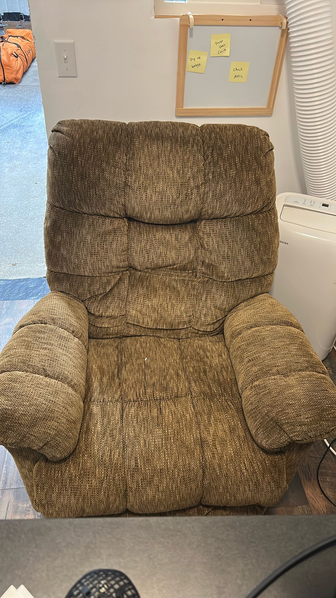 Free Recliner