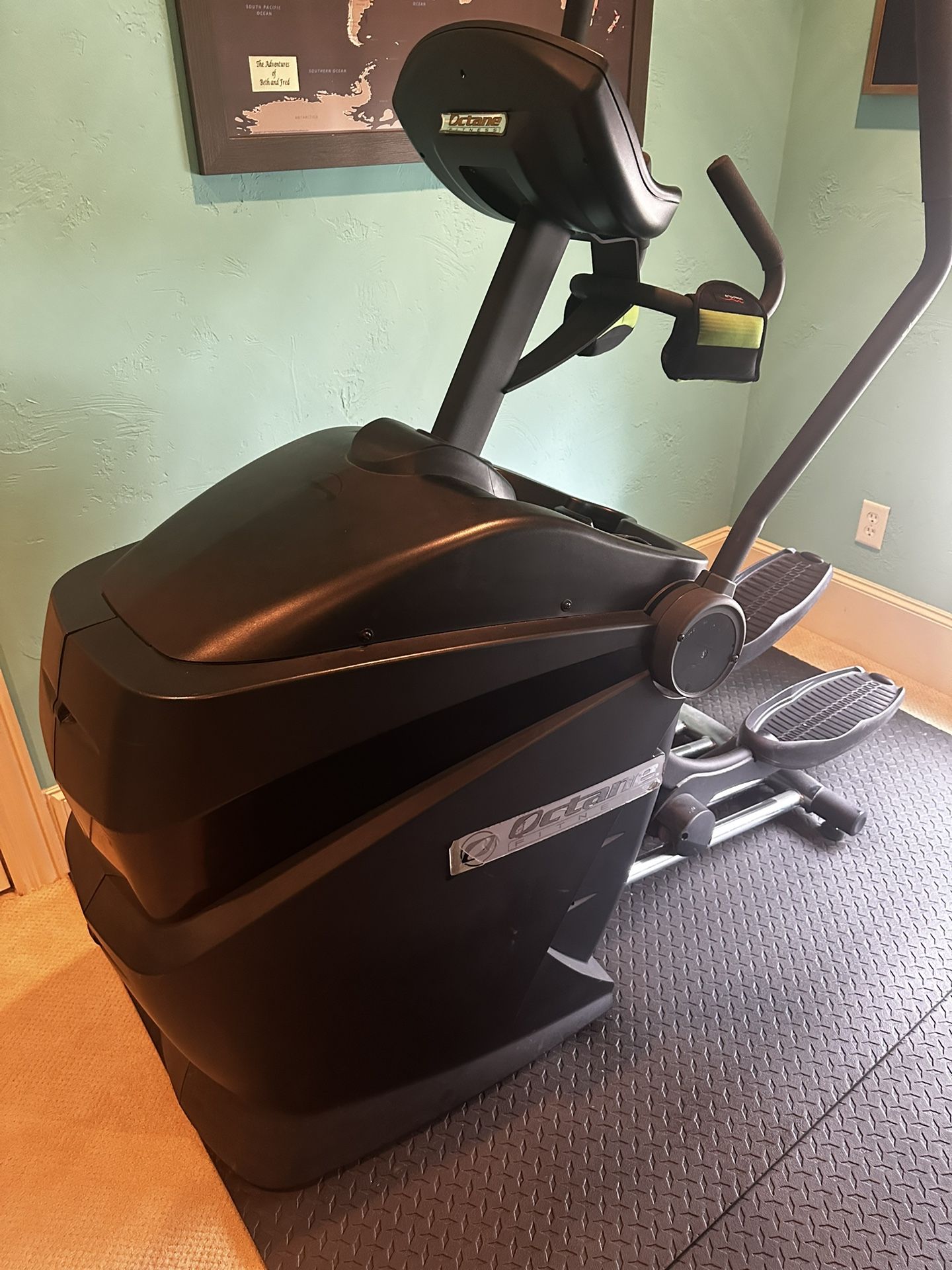 Octane Q35 Home Elliptical