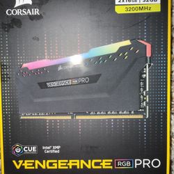 Corsair DDR4 RAM 2x16GB